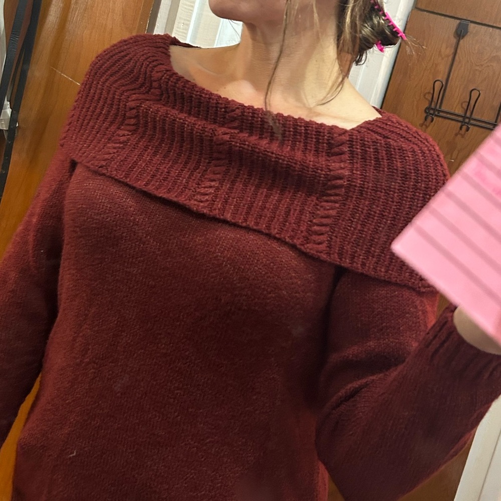 Dressbarn - Maroon Crowl neck sweater -